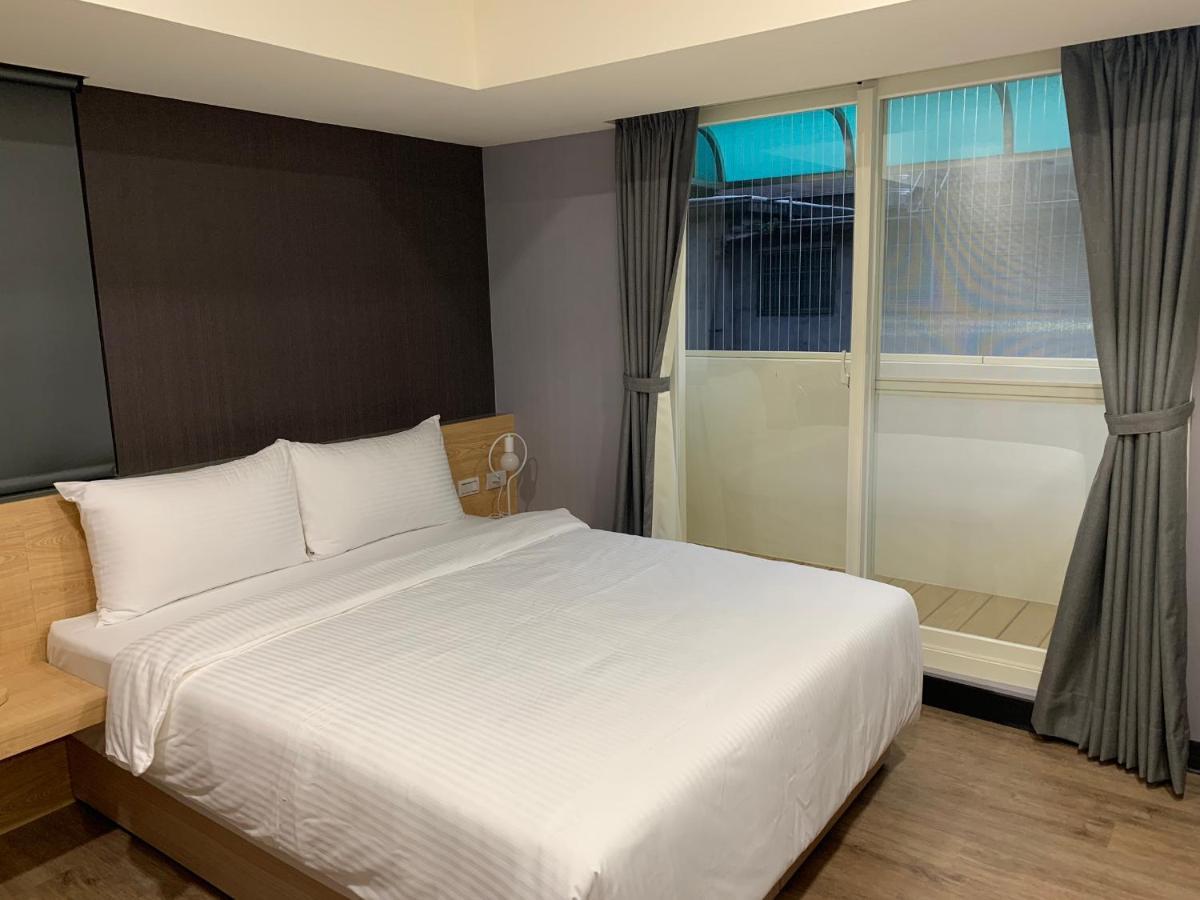 Cy Hotel Taipei Exterior photo