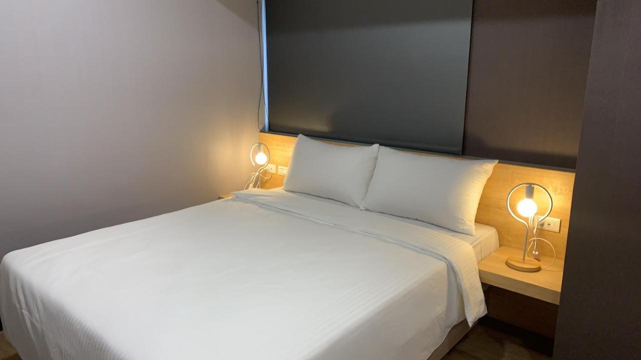 Cy Hotel Taipei Exterior photo