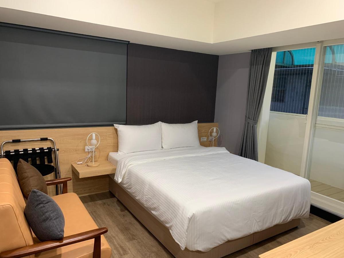 Cy Hotel Taipei Exterior photo