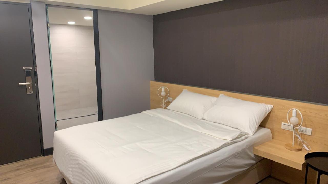 Cy Hotel Taipei Exterior photo